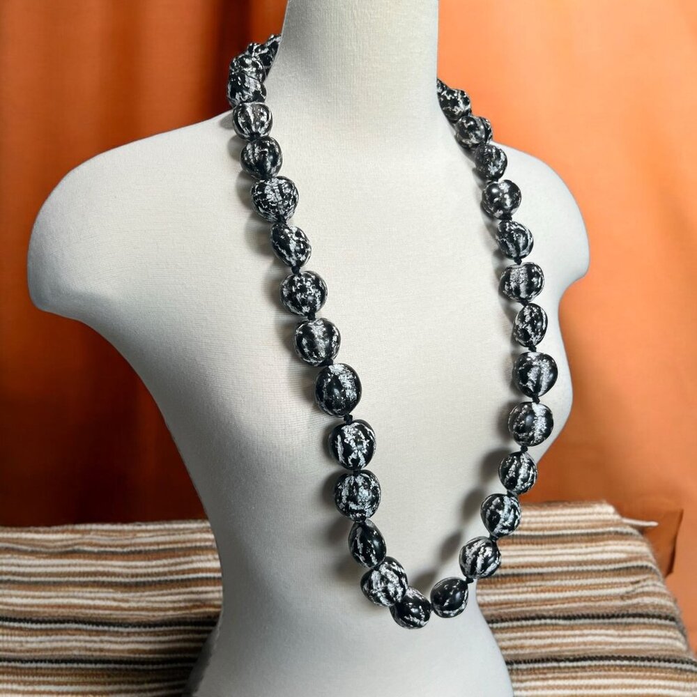 Handcrafted B/W Beaded Kukui Necklace Ribbon Tie Closure Hawaiian Chunky Retro